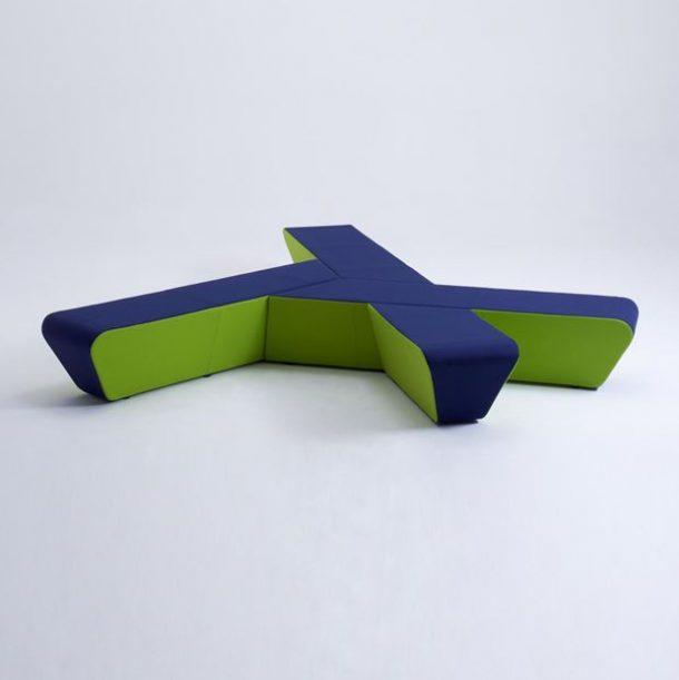 Runway, il pouf dalle composizioni infinite