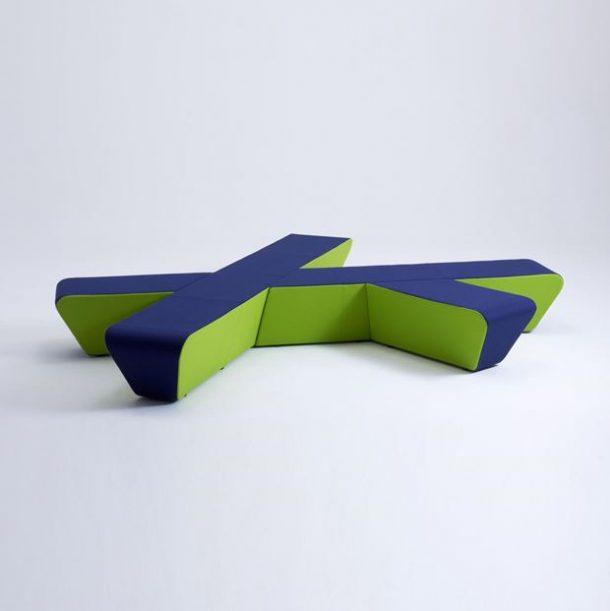 Runway, il pouf dalle composizioni infinite