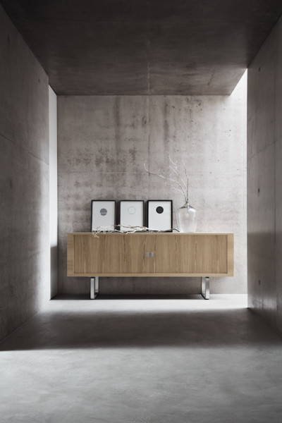 Sideboard CH825 by Hans Wegner