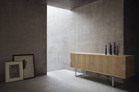 Sideboard CH825 by Hans Wegner