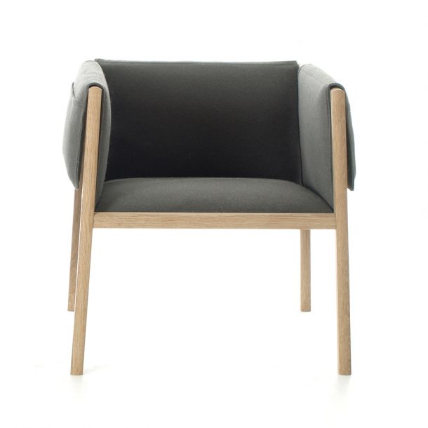 Slake: Saddle chair