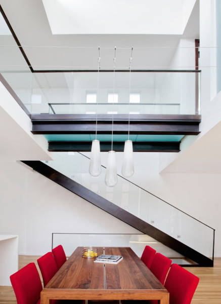 villa a Montreal by Riva Architects