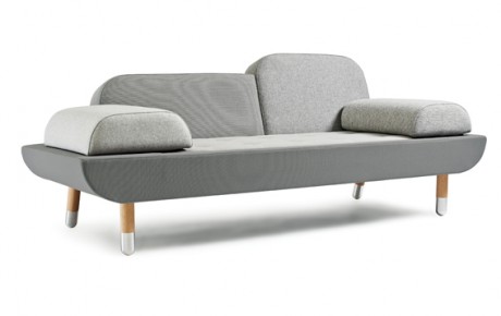 UN SOFA IN PERFETTO STILE DANESE