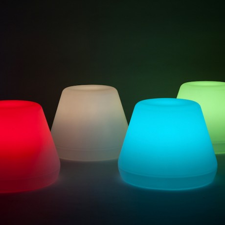 Hyde, lo sgabello luminoso