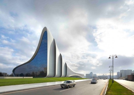 Heydar Aliyev centre a Baku di Zaha Hadid Architects