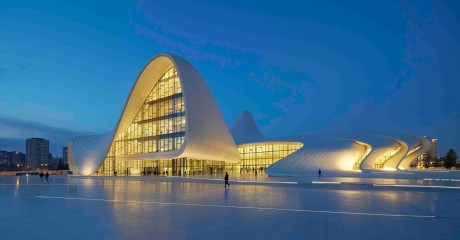 Heydar Aliyev centre a Baku di Zaha Hadid Architects