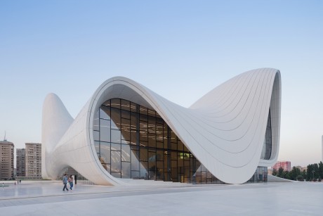 Heydar Aliyev centre a Baku di Zaha Hadid Architects