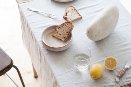 Petra: la brocca a sasso di Make that studio per Improntabarre