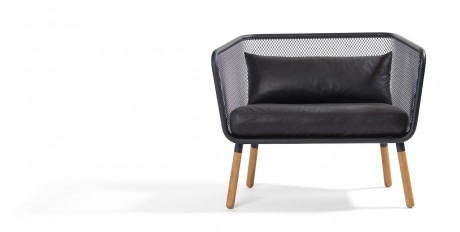 Honken chair by Bla Station