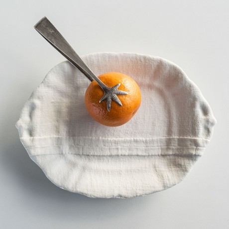 Piatti decorati della collezione: FROM A DIFFERENT CLOTH