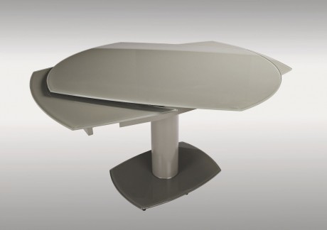 sedie e tavoli by Varo