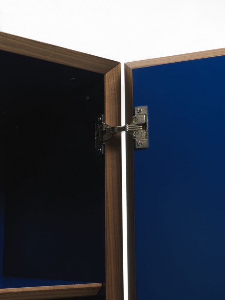 Are, showcase, la credenza intarsiata contemporanea