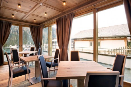 Chalet Marcora a Campitello di Fassa, nel cuore delle Dolomiti