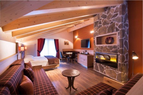 Chalet Marcora a Campitello di Fassa, nel cuore delle Dolomiti