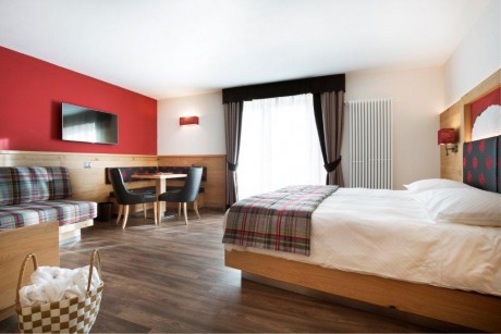 Chalet Marcora a Campitello di Fassa, nel cuore delle Dolomiti