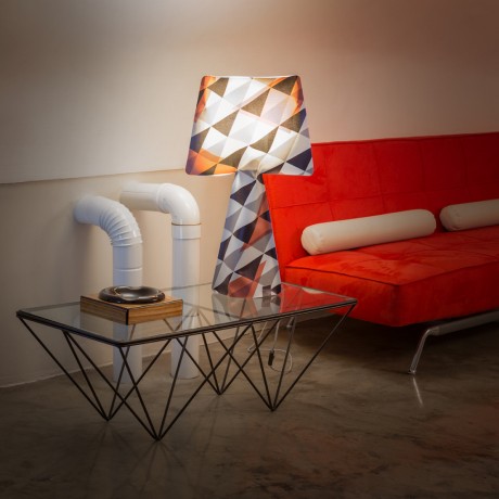 T-Light, la lampada in PVC