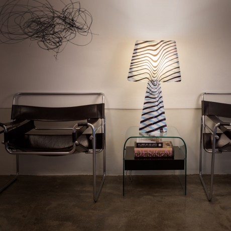 T-Light, la lampada in PVC