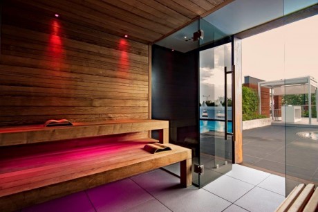 You Cube: un box per il benessere personale a bordo piscina