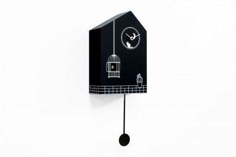 Moontime: orologio a cucu di design