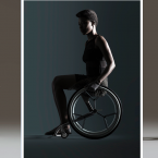 La sedia a rotelle di design stampata in 3D