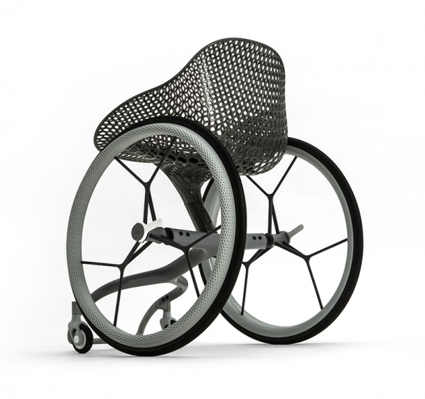 La sedia a rotelle di design stampata in 3D