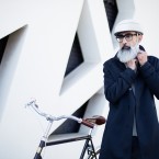 Fuga, il casco che si compatta