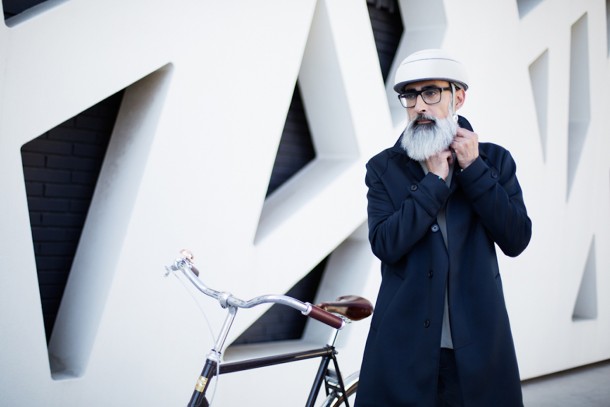 Fuga, il casco che si compatta