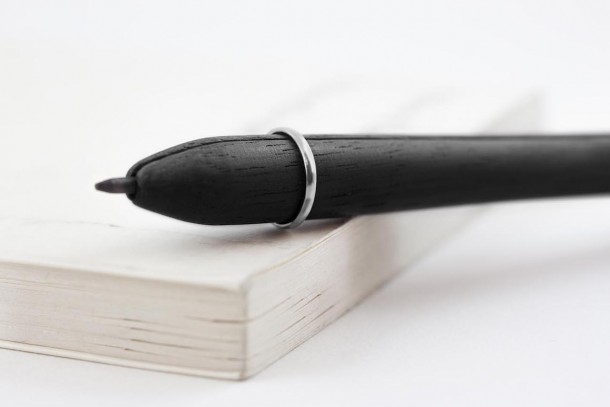 Sostanza, né matita né portamene