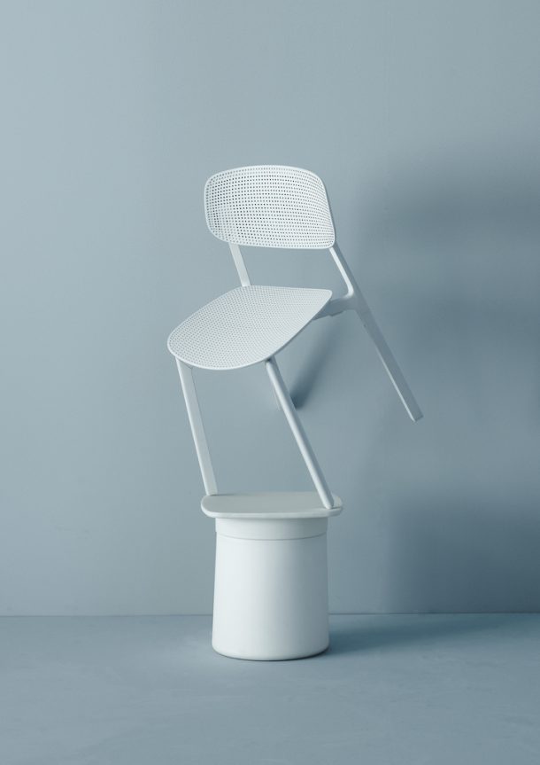 Colander è una sedia realizzata da Patrick Norguet per Kristalia