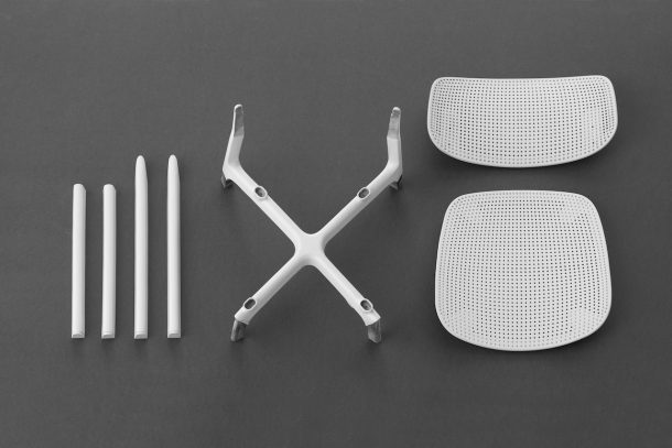 Colander è una sedia realizzata da Patrick Norguet per Kristalia