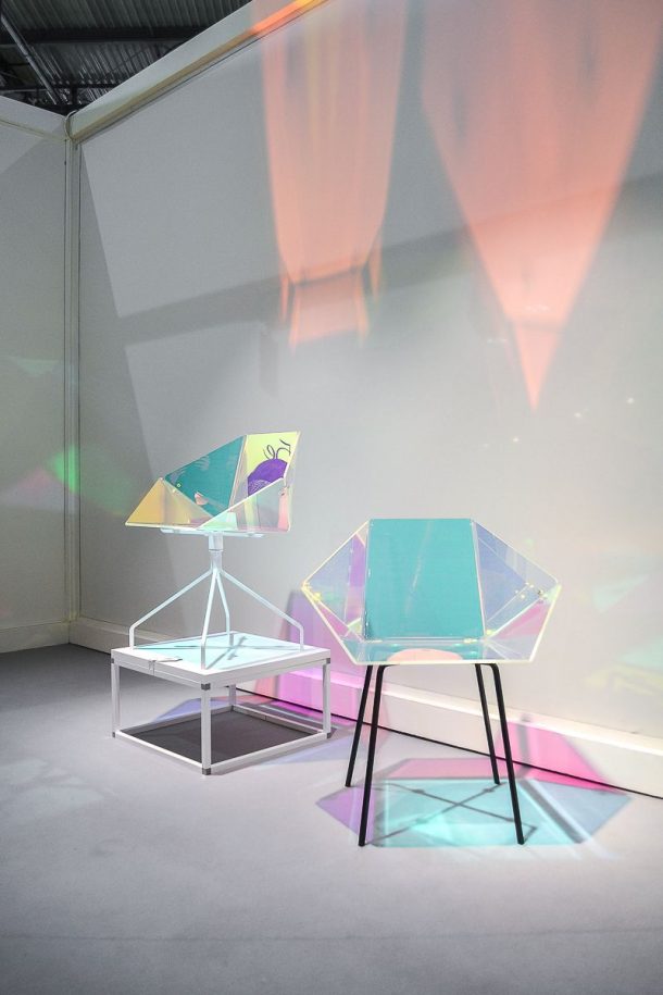 Prismania, la sedia cangiante