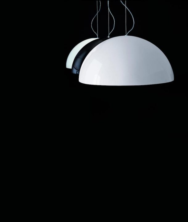 luce: lampada Sonora di Vico Magistretti