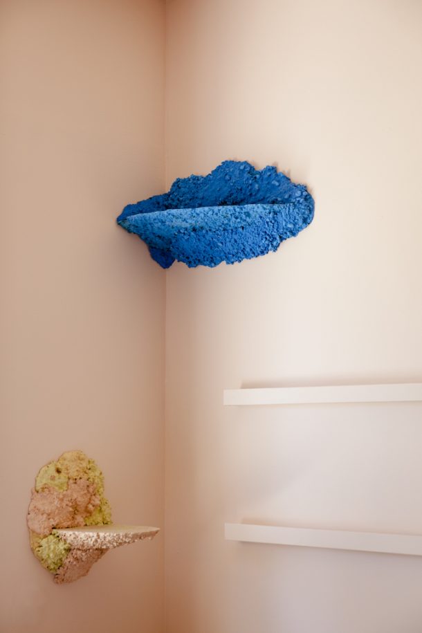 mensole gesso e sughero