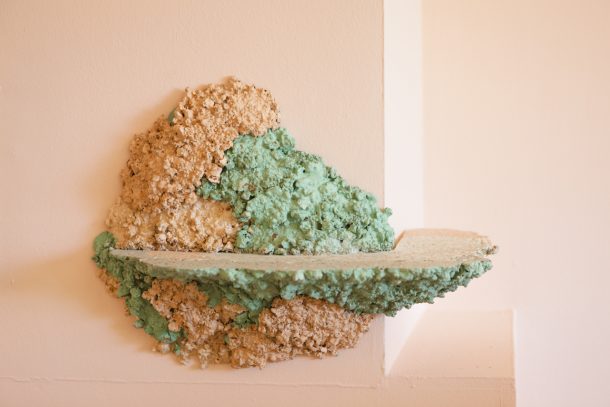 mensole gesso e sughero