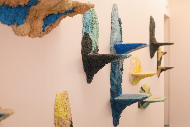 mensole gesso e sughero