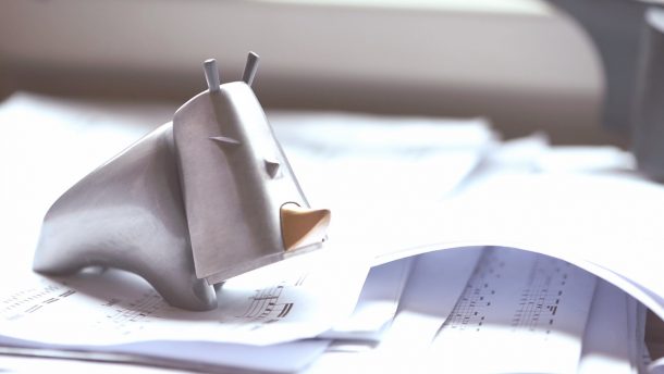 Un rinoceronte? No, molto più di un simpatico martello!