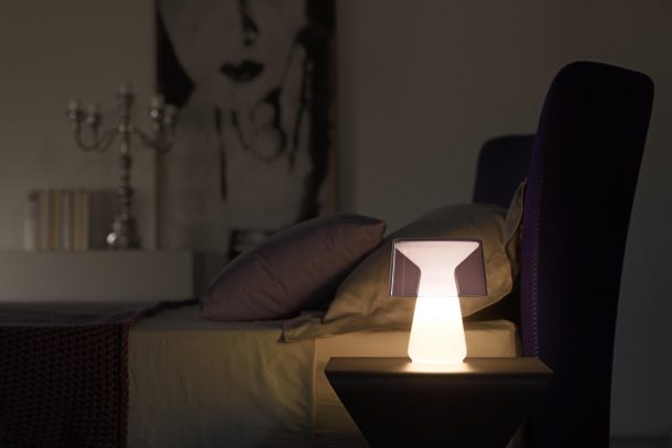 Nelly, la lampada in vetro di murano