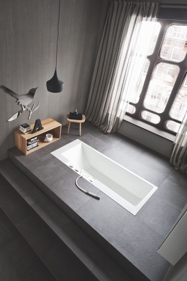 Le vasche free standing dal design essenziale di Rexa Design