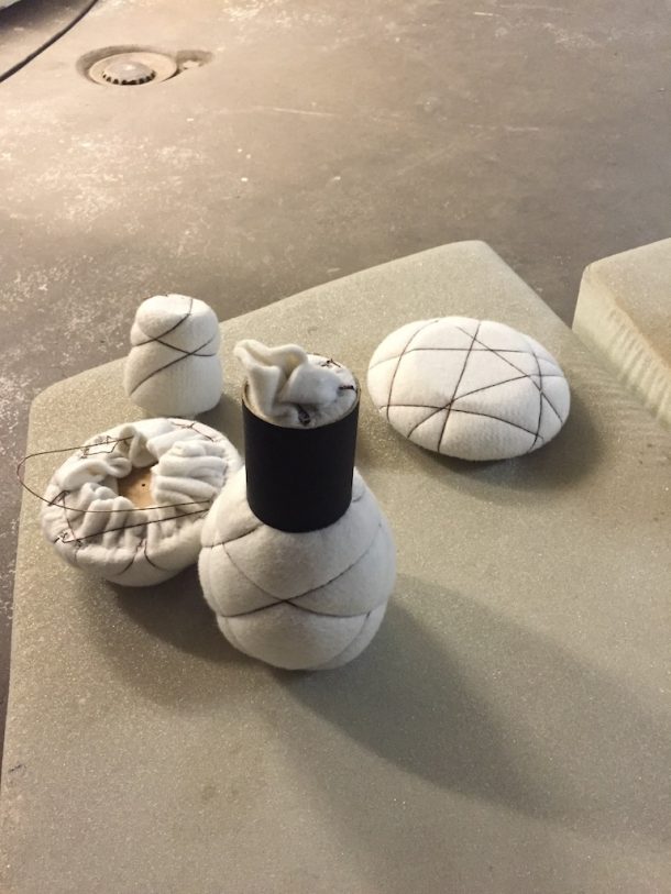 Succession, la porcellana per Petite Friture