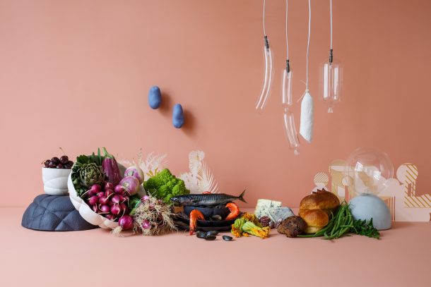 Succession, la porcellana per Petite Friture