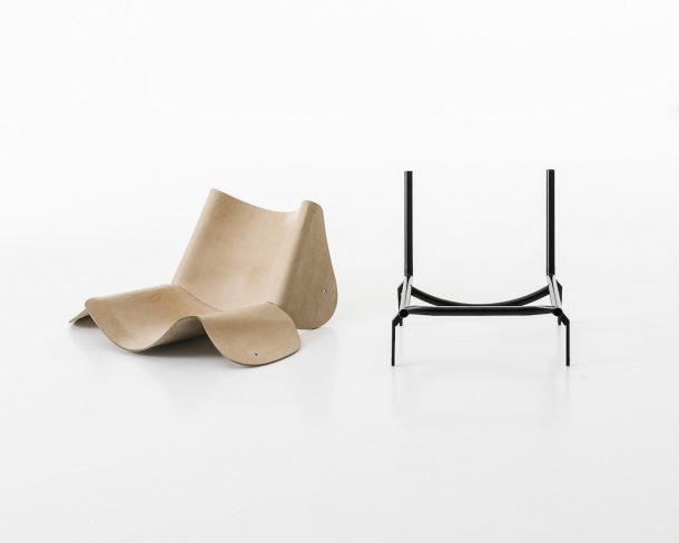 1085 Edition, la sedia in cuoio che valorizza il tempo