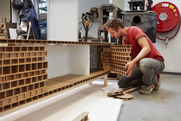 Inside Out, l’arredo in Finsa Greenpanel