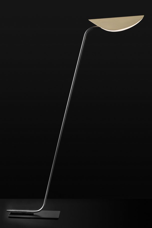 Plume, la lampada che reinterpreta lo stile Liberty