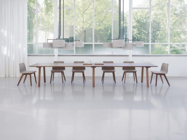 Zeitraum presenta il tavolo allungabile