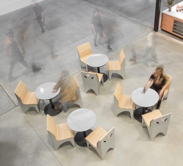 Ollie, una sedia trasformabile o una tapparella?