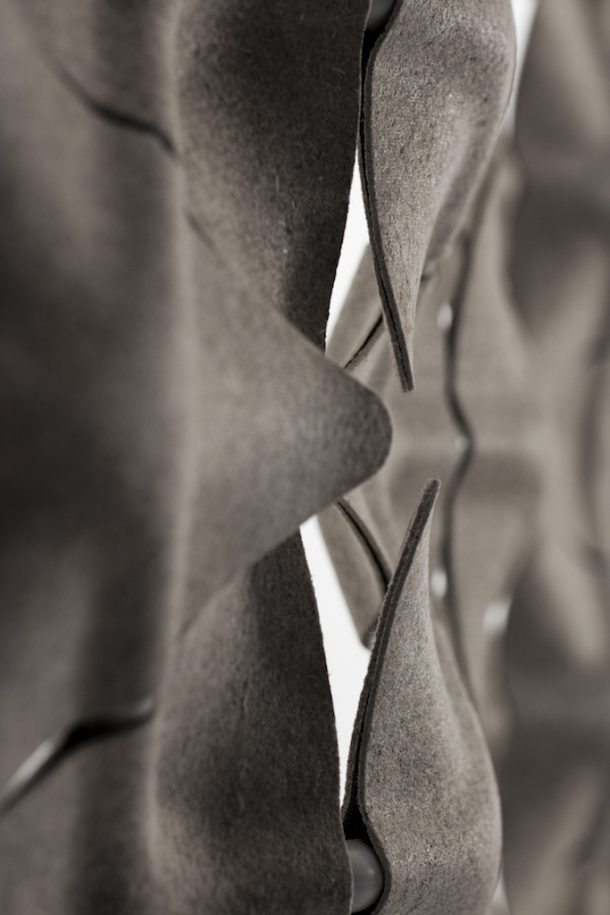 Scale, la parete divisoria modulare che da vita al tessuto