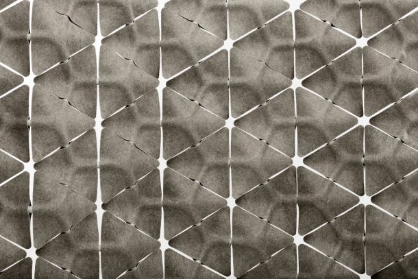 Scale, la parete divisoria modulare che da vita al tessuto