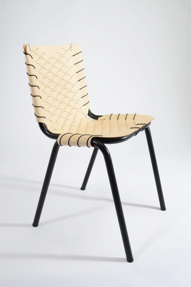 Tatous legno curvato