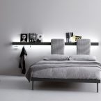 Il letto Grove di Caccaro ha una testiera multifunzione