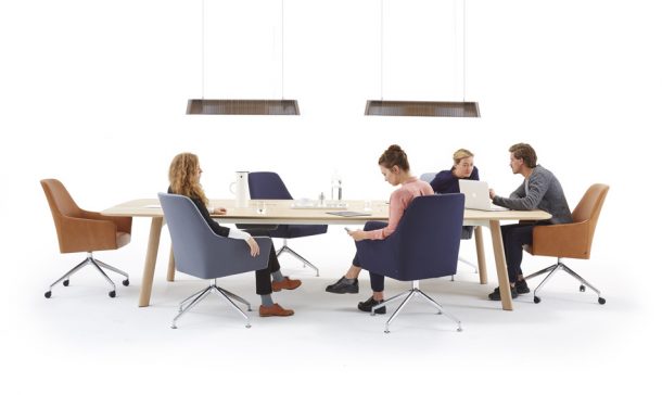 tavoli ufficio intelligenti